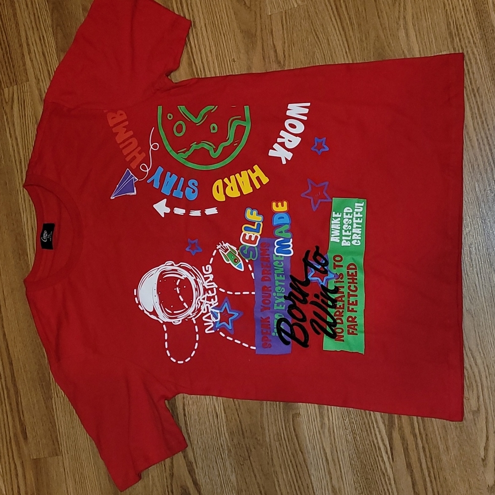 New Camp "Born to win" Tee size XL